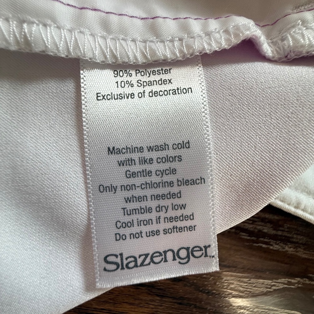 Slazenger Golf Shorts Womens Size 10 Ombre Purple White 5” Inseam - Picture 7 of 7